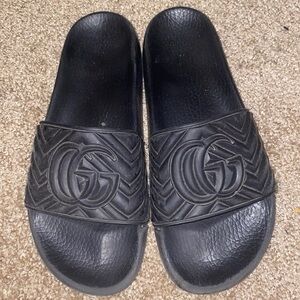 Gucci slides.Multiple sizes and pairs . Size 11 Worn once but in great condition